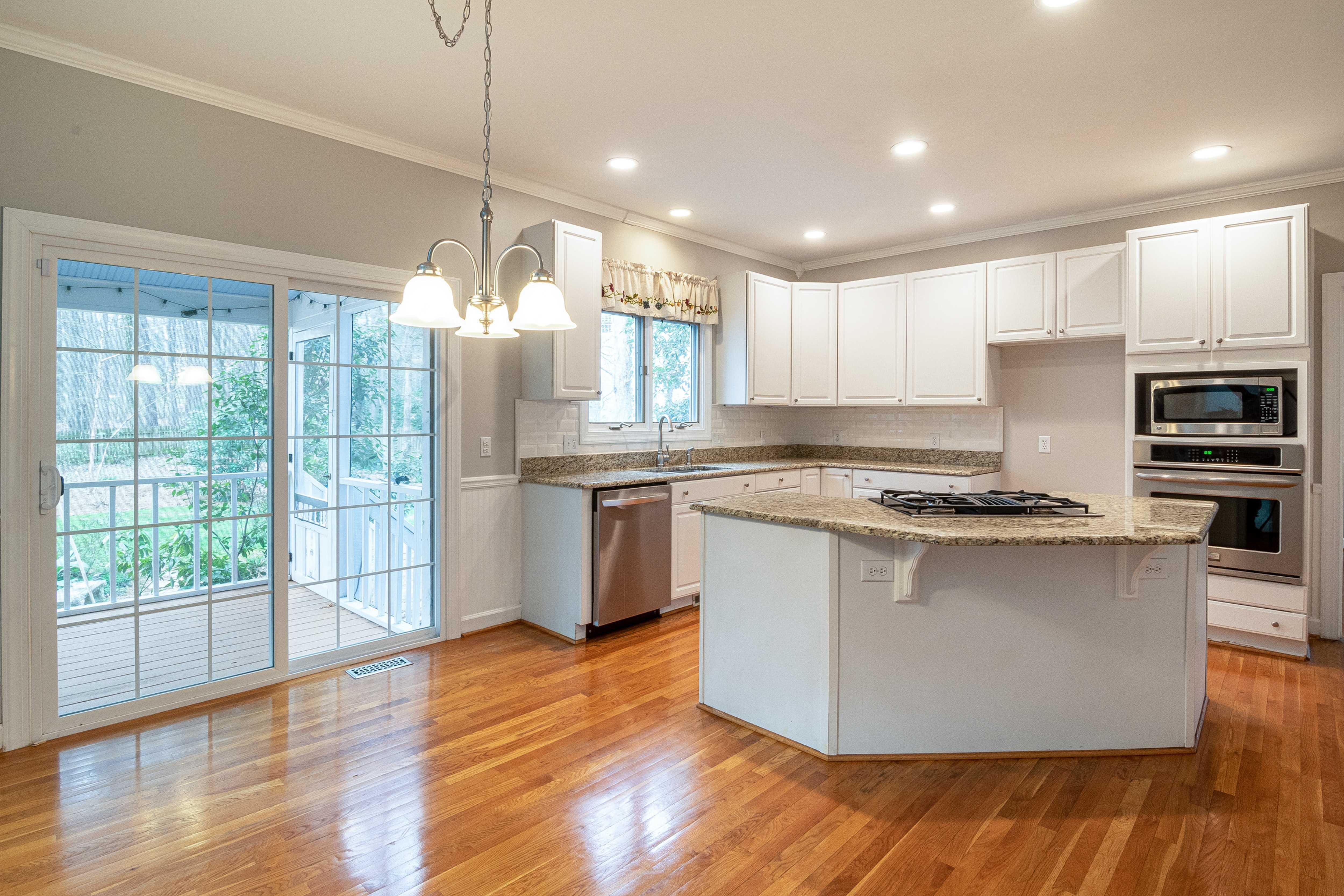 CENTREVILLE, VA, white kitchen cabinets, and new granite countertops,